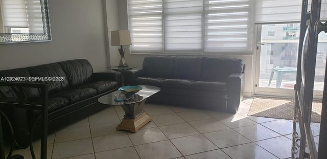 3725 S Ocean Dr 1208, Hollywood, FL 33019