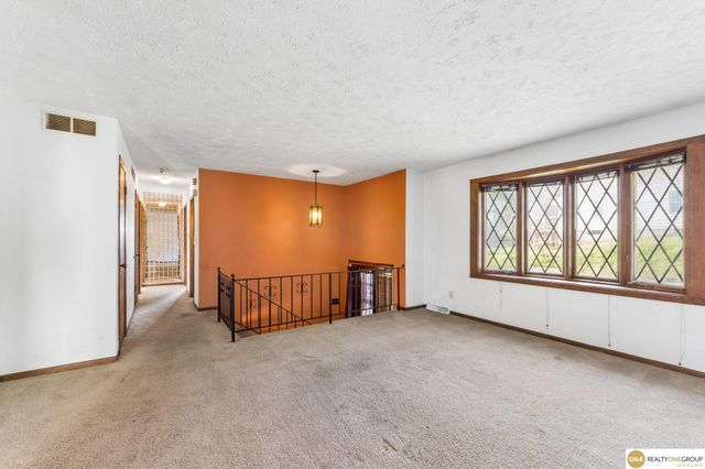 7804 Seymour Street, Ralston, NE 68127