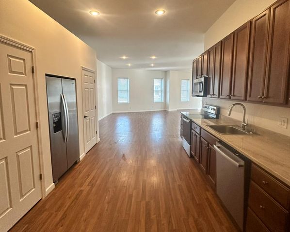 138 W Pike Street, Covington, KY 41011