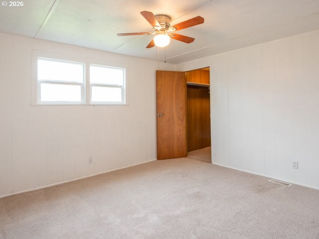 3950 COBURG Rd 52, Eugene, OR 97408