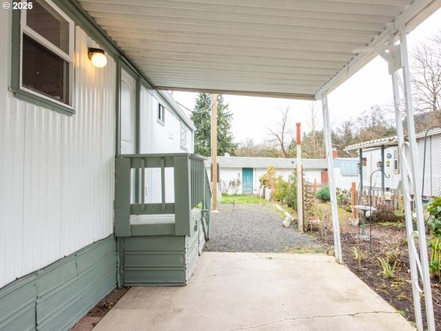 3950 COBURG Rd 52, Eugene, OR 97408