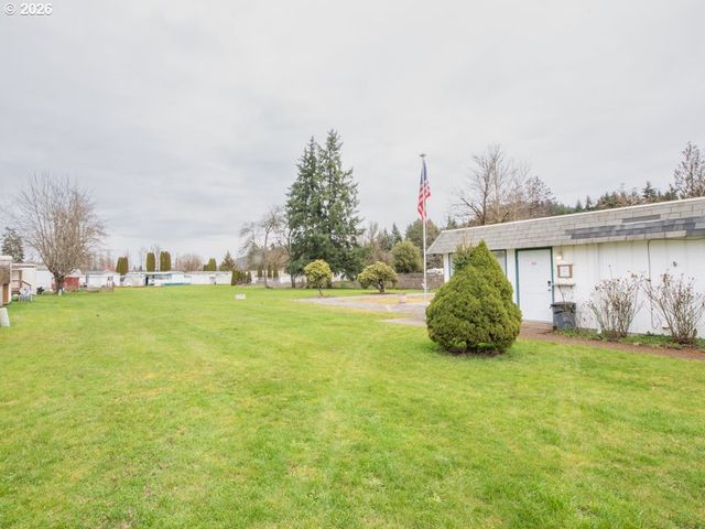 3950 COBURG Rd 52, Eugene, OR 97408