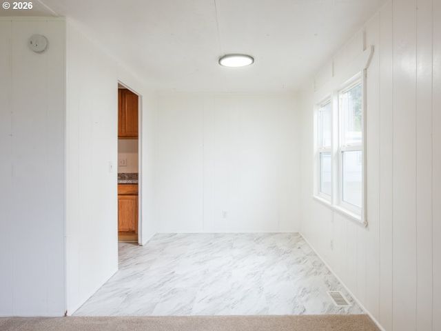 3950 COBURG Rd 52, Eugene, OR 97408