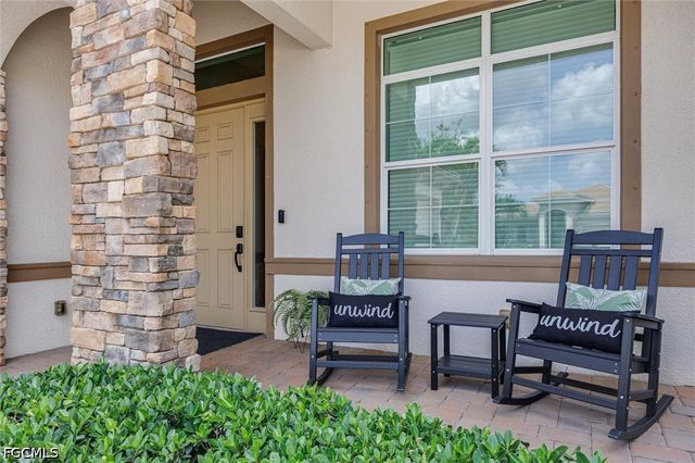 2977 Willow Ridge CT, Fort Myers, FL 33905