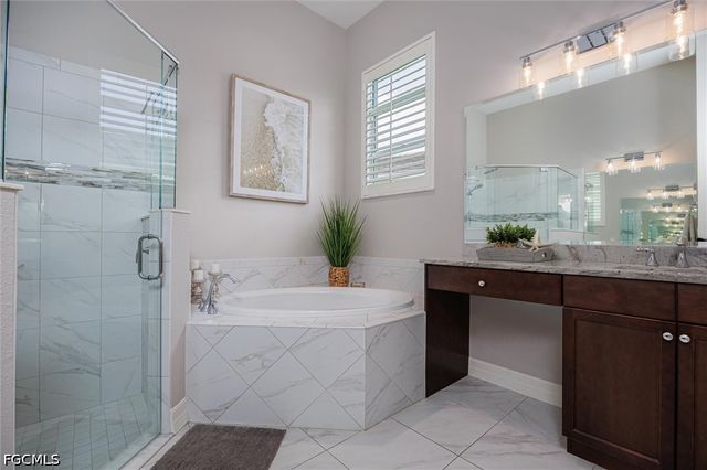 2977 Willow Ridge CT, Fort Myers, FL 33905