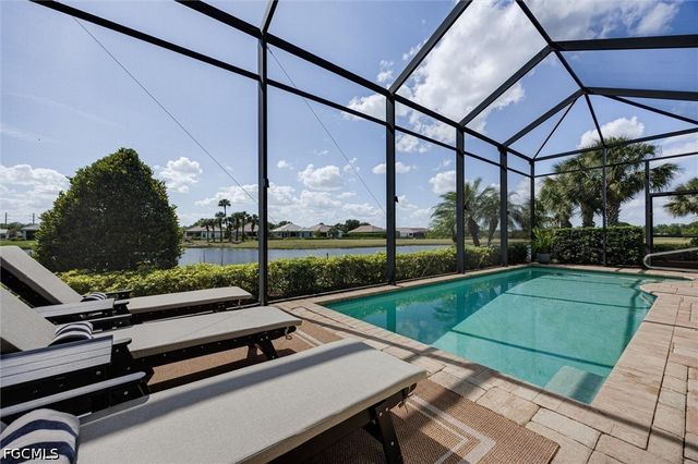 2977 Willow Ridge CT, Fort Myers, FL 33905