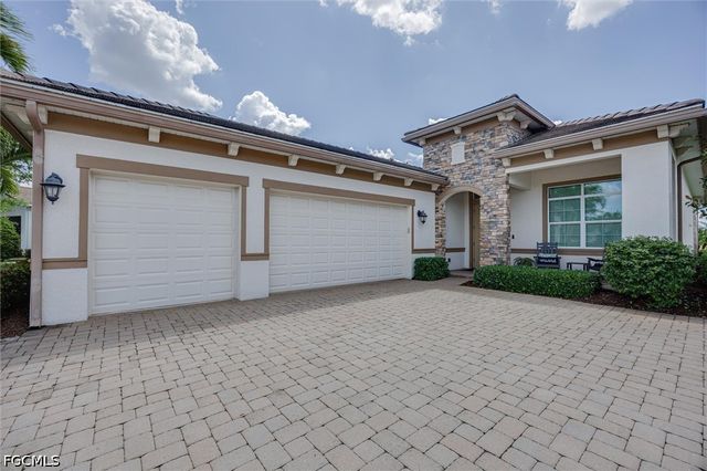 2977 Willow Ridge CT, Fort Myers, FL 33905