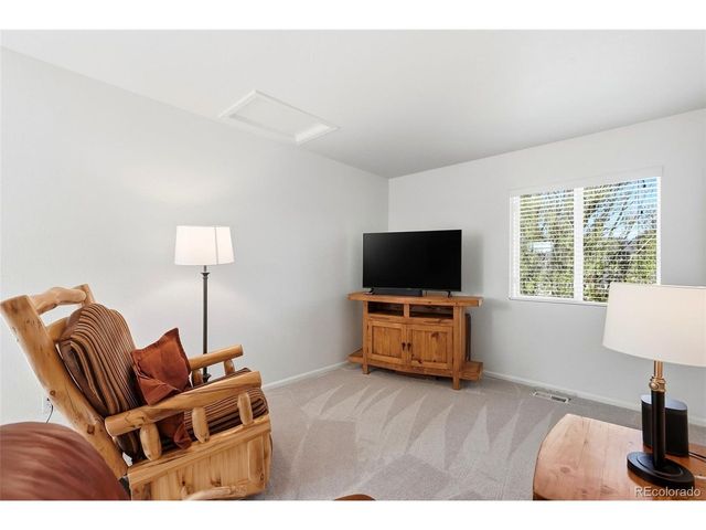 17140 Snowwood Dr, Monument, CO 80132