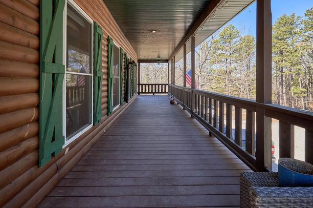 1560 Co Rd 5570, Willow Springs, MO 65793