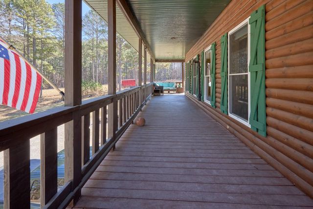 1560 Co Rd 5570, Willow Springs, MO 65793