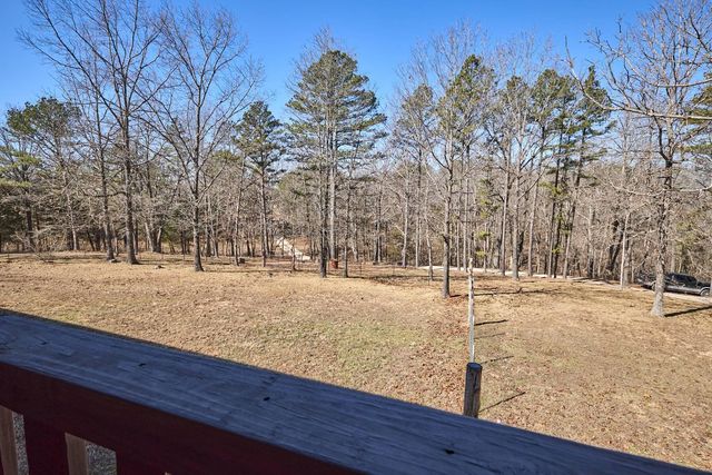 1560 Co Rd 5570, Willow Springs, MO 65793