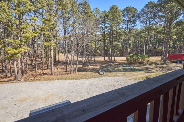 1560 Co Rd 5570, Willow Springs, MO 65793