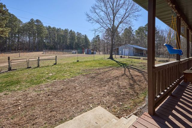 1560 Co Rd 5570, Willow Springs, MO 65793