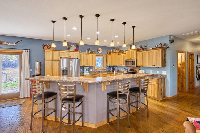 1560 Co Rd 5570, Willow Springs, MO 65793