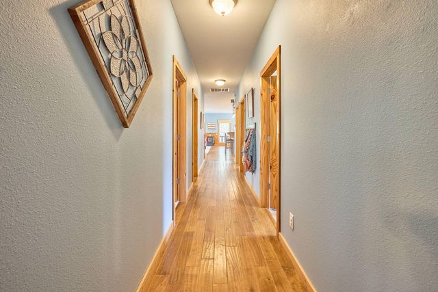 1560 Co Rd 5570, Willow Springs, MO 65793