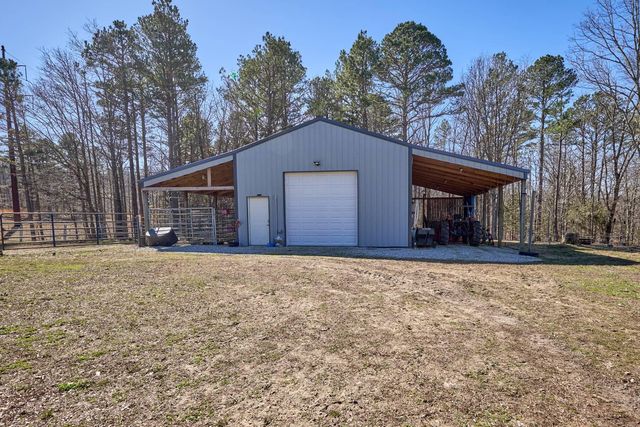 1560 Co Rd 5570, Willow Springs, MO 65793