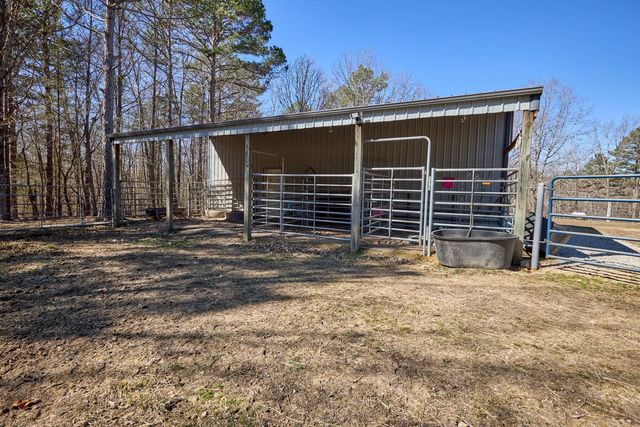 1560 Co Rd 5570, Willow Springs, MO 65793