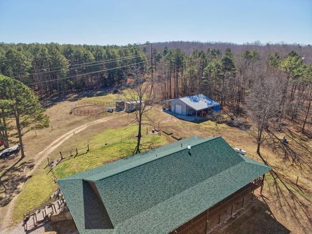 1560 Co Rd 5570, Willow Springs, MO 65793