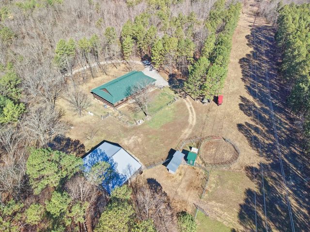 1560 Co Rd 5570, Willow Springs, MO 65793