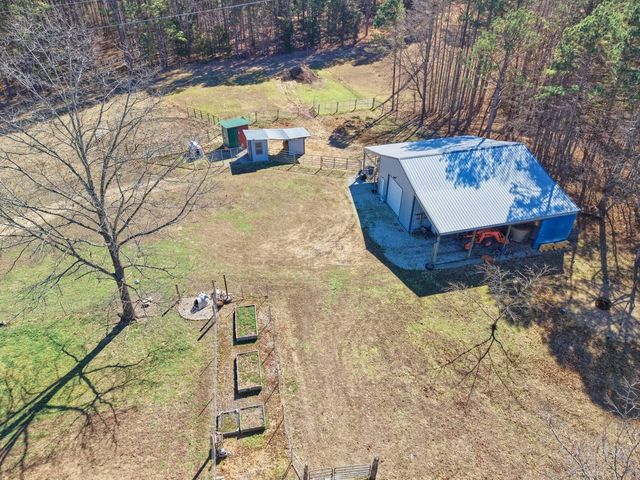 1560 Co Rd 5570, Willow Springs, MO 65793