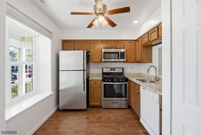 55 Oswestry Way, Franklin Twp., NJ 08873