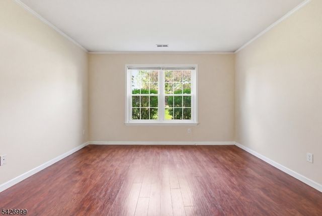55 Oswestry Way, Franklin Twp., NJ 08873