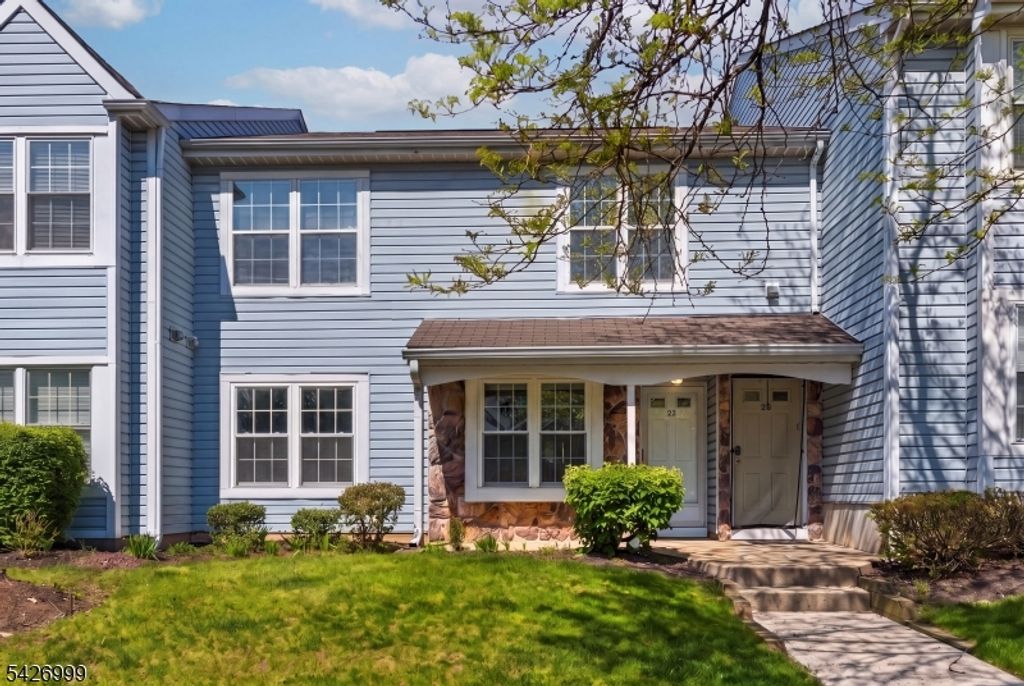 55 Oswestry Way, Franklin Twp., NJ 08873