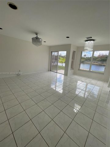 2824 SW 183rd Avenue, Miramar, FL 33029