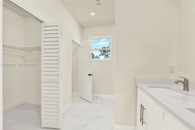 2910 Flora Ave N, Lehigh Acres, FL 33971