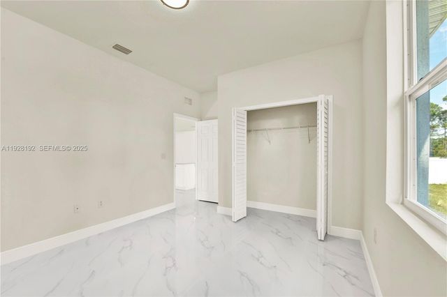 2910 Flora Ave N, Lehigh Acres, FL 33971