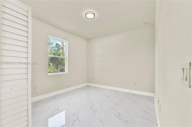 2910 Flora Ave N, Lehigh Acres, FL 33971