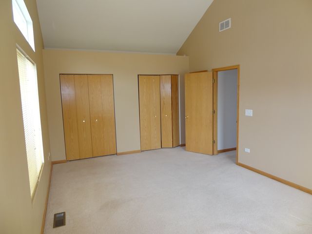 131 Enclave Circle C, Bolingbrook, IL 60440