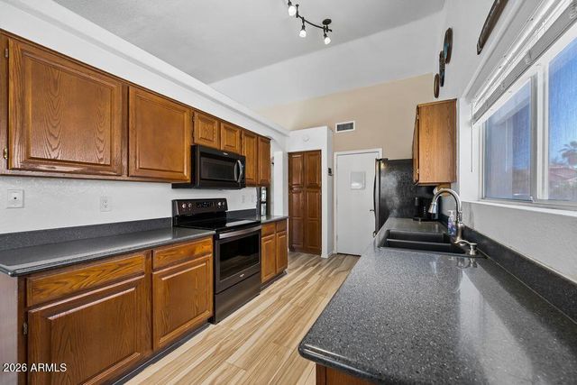 4256 E BALSAM Avenue, Mesa, AZ 85206