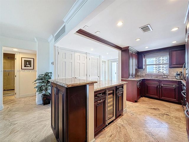 328 N Ocean Blvd 1005, Pompano Beach, FL 33062