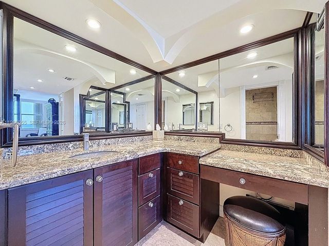 328 N Ocean Blvd 1005, Pompano Beach, FL 33062