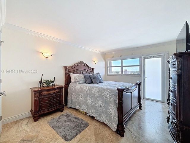 328 N Ocean Blvd 1005, Pompano Beach, FL 33062