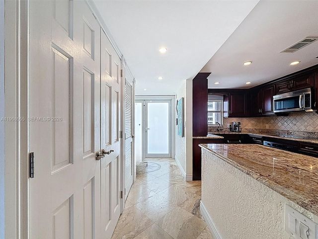 328 N Ocean Blvd 1005, Pompano Beach, FL 33062