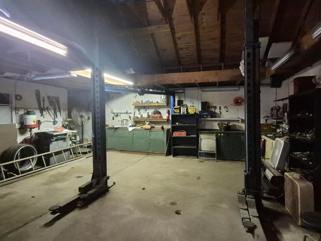 2321 Burr Street, Gary, IN 46406