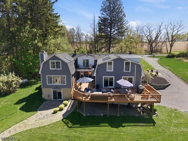 33 Mt Lebanon Rd, Lebanon Twp., NJ 07865
