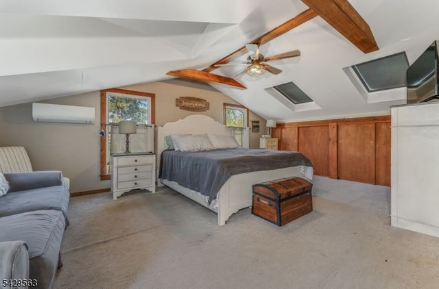 33 Mt Lebanon Rd, Lebanon Twp., NJ 07865