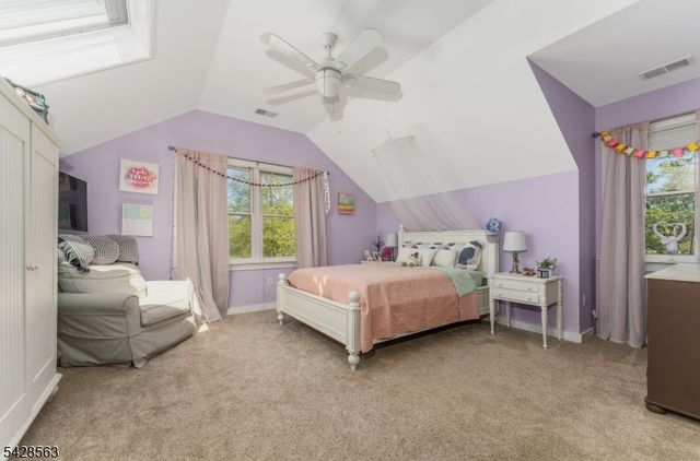 33 Mt Lebanon Rd, Lebanon Twp., NJ 07865