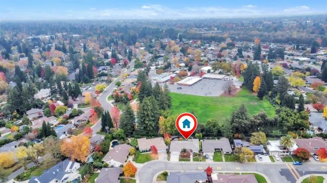 61 Saratoga Cir, Sacramento, CA 95864