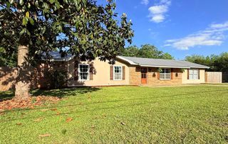 573 Ashley Circle, Dothan, AL 36305