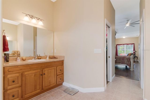 3823 ANCIENT OAK TRAIL, Plant City, FL 33565