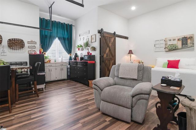 3823 ANCIENT OAK TRAIL, Plant City, FL 33565