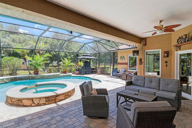 3823 ANCIENT OAK TRAIL, Plant City, FL 33565