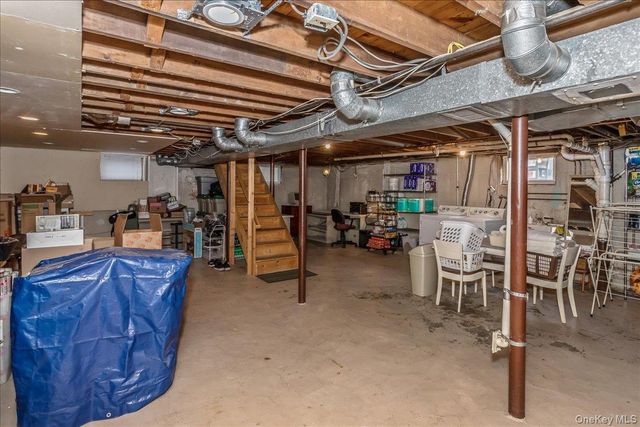 175 Primrose Drive, North New Hyde Park, NY 11040