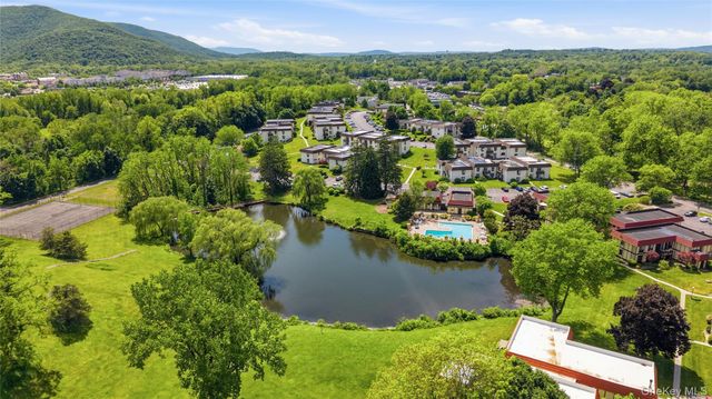 13 Skyline Drive 10, Fishkill, NY 12524