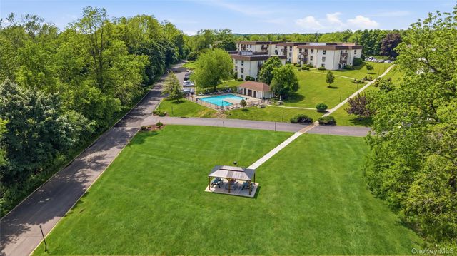 13 Skyline Drive 10, Fishkill, NY 12524