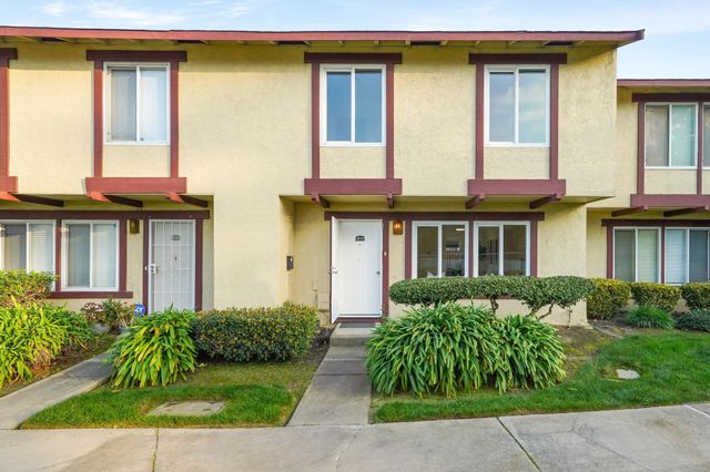 3717 Gainsborough Ter, Fremont, CA 94555